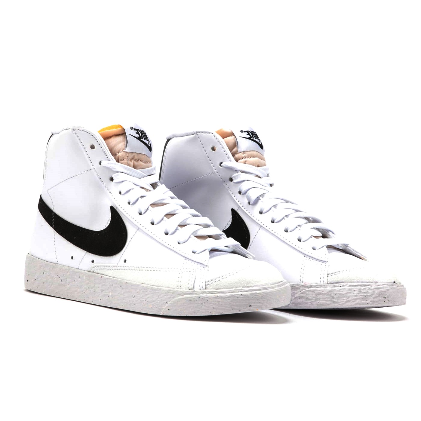 Кроссовки женские Nike Blazer Mid '77 Next Nature DO1344-101