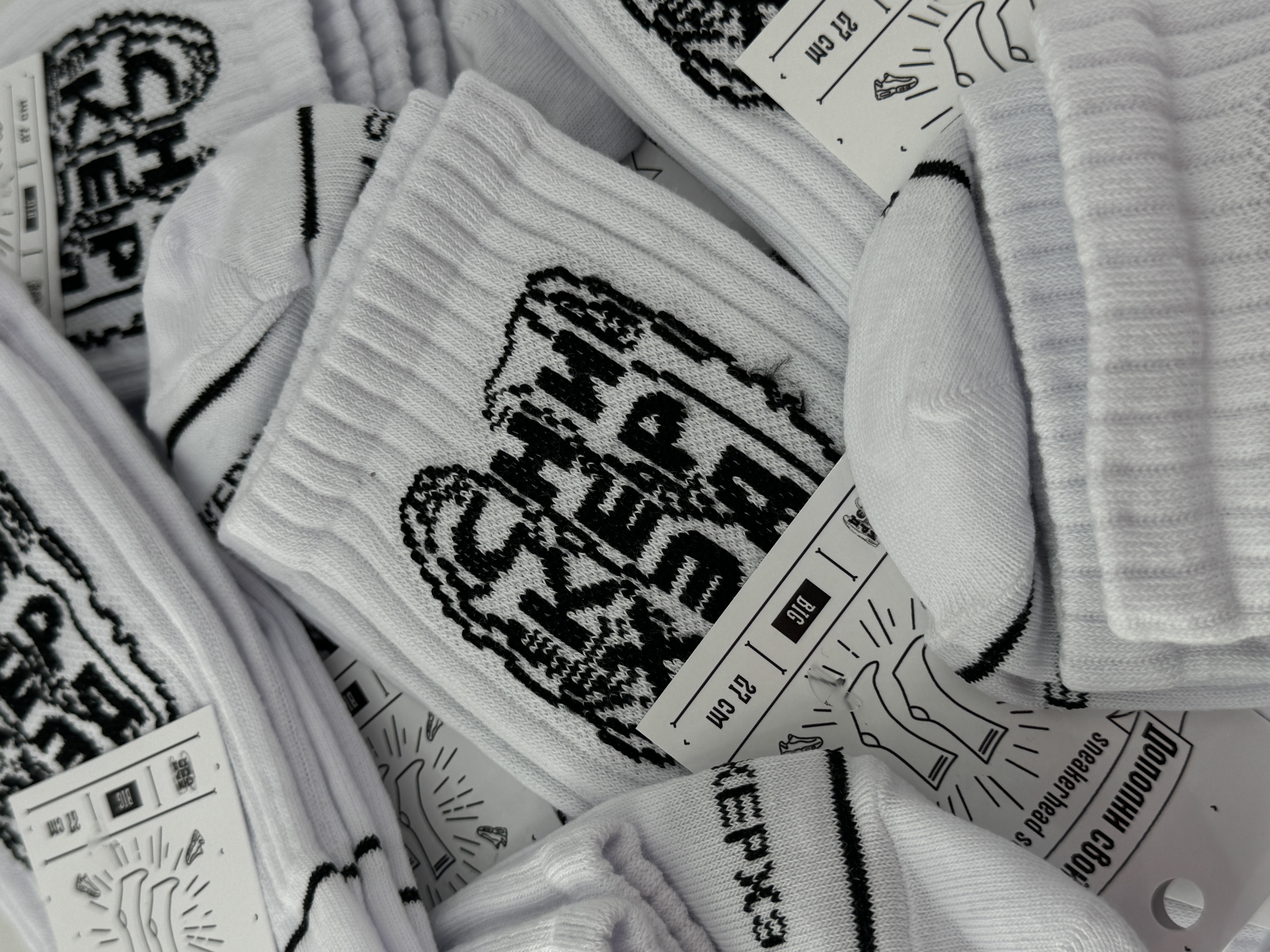 Носки унисекс СНИКЕРХЭД HM-4001/02