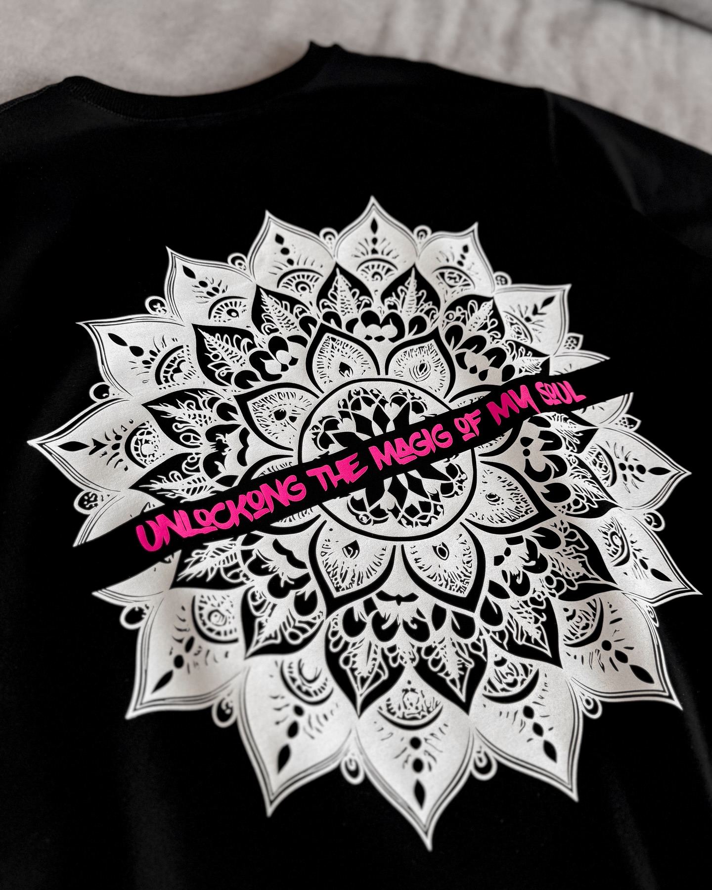 Футболка унисекс WOOGEE GROOVE Мандала Черный M-98