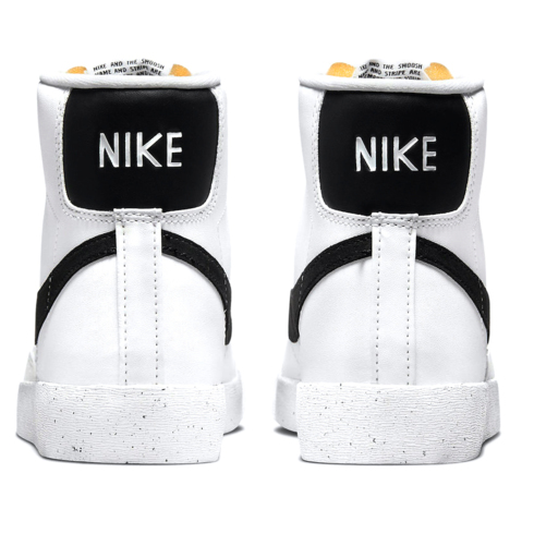 Кроссовки женские Nike Blazer Mid '77 Next Nature DO1344-101